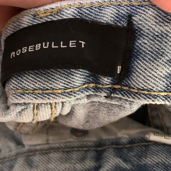 Distressed jeans! - Picture 7 of 7